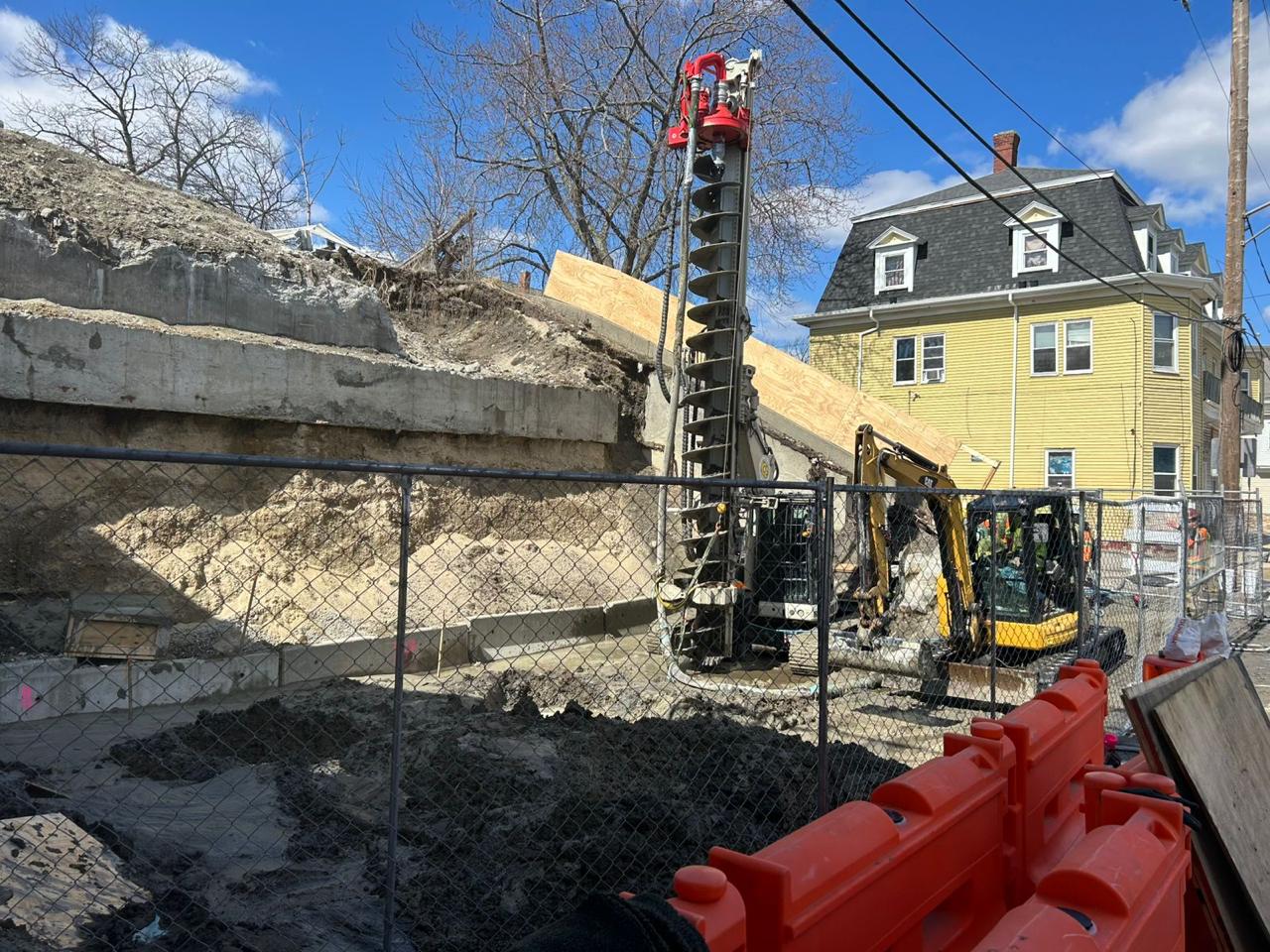 Atlantic Foundations auger cast pile drilling rig on a Florida jobsite